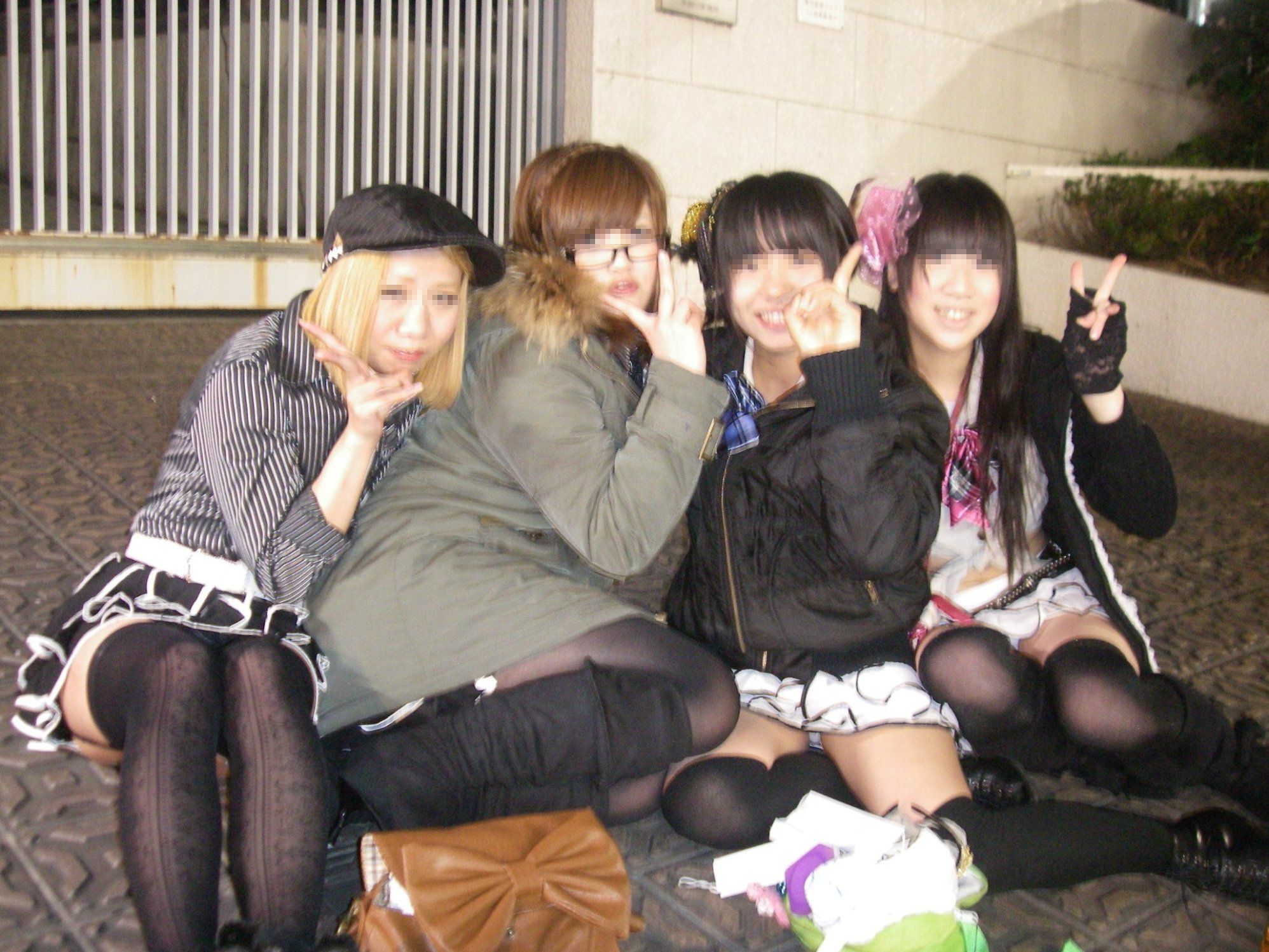 ロリコンパンチラ 