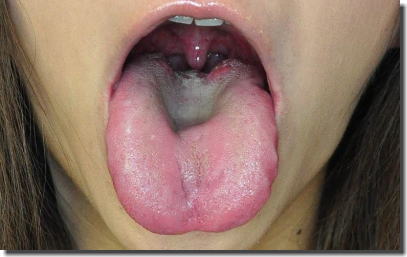 唾液や舌苔ごと舌をベロベロしたい舌出しフェチなエロ画像 ①
