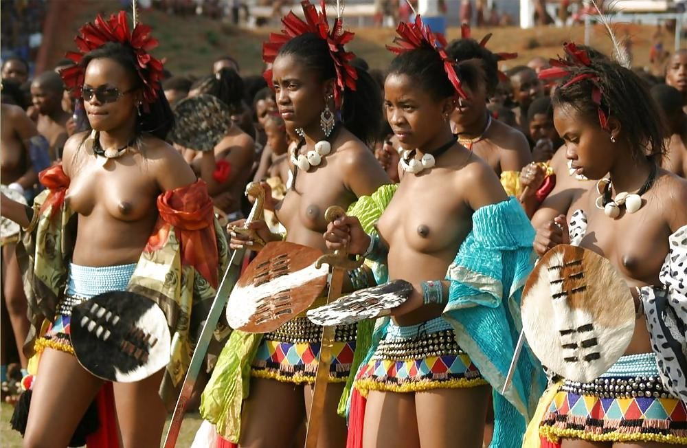 本場の裸族 基本おっぱい丸出しなアフリカ原住民の画像集 性癖エロ画像 センギリ