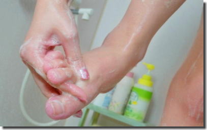 お風呂で美肌！体に優しい手洗い派のエロ画像 ④