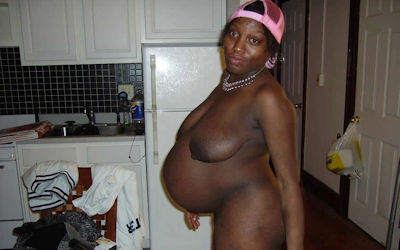 黒人妊婦の全裸写真をまとめた妊娠中のヌード画像 ④