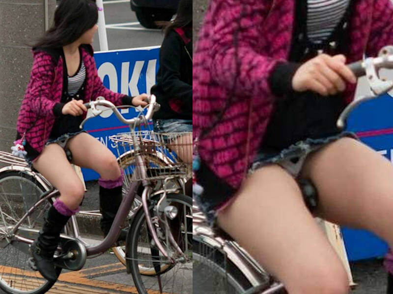 自転車パンチラを注視するエロ画像 