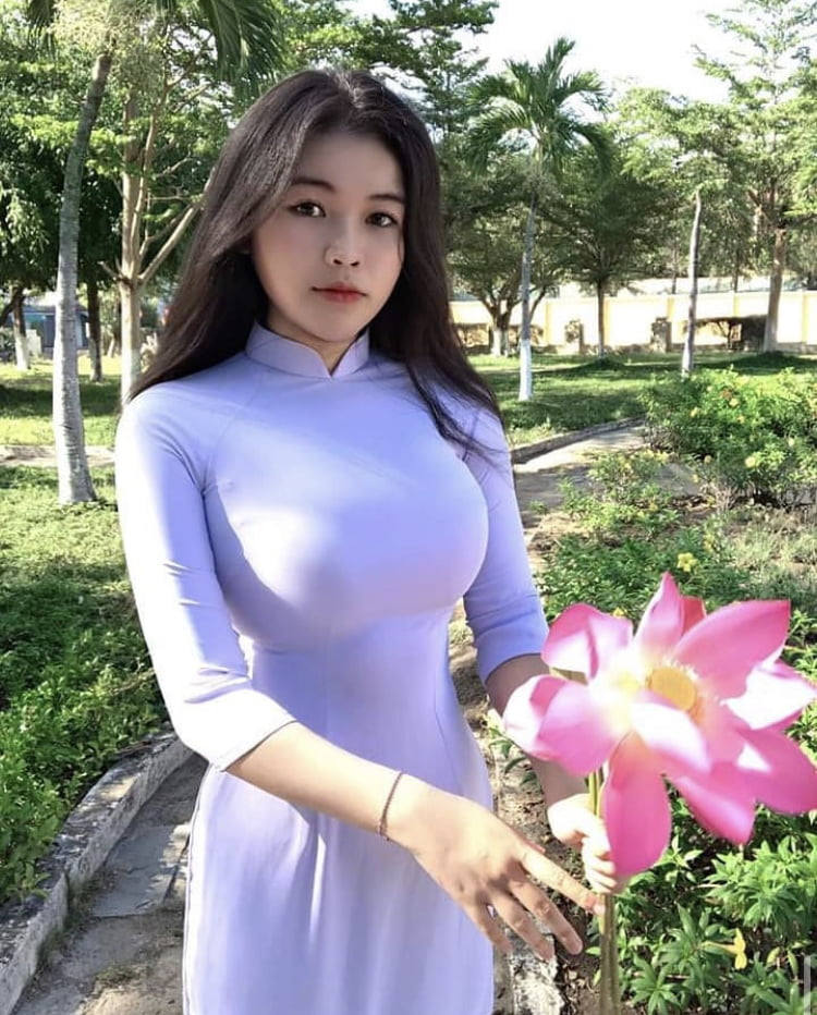 ベトナム花柄アオザイ　 - 3