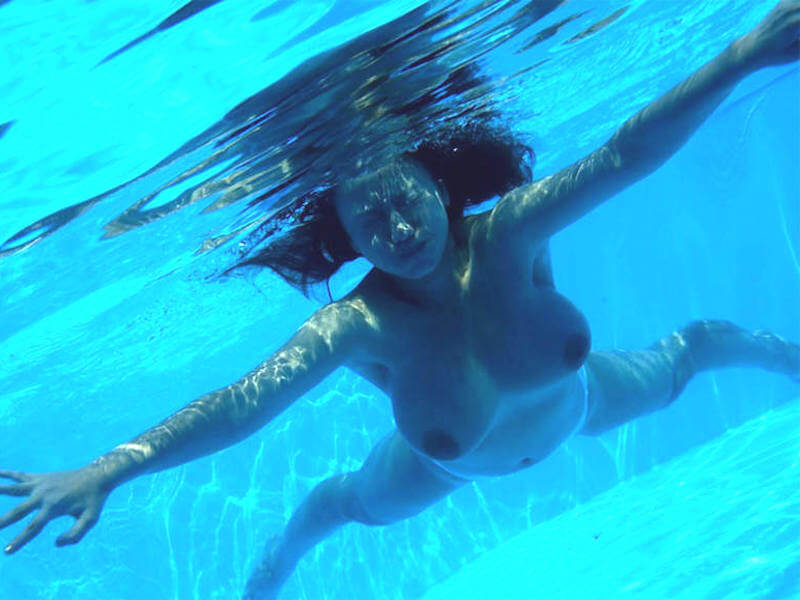水泳のエロ画像 セクシースイミング100連発