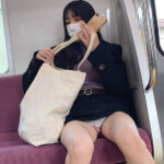 パンチラマスク女子のエロ画像
