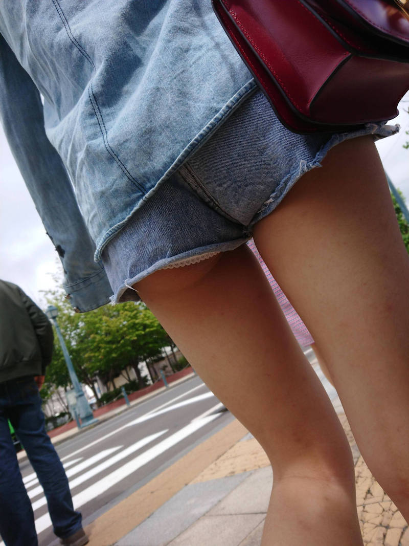 お尻 ホットパンツ エロ画像 【16】