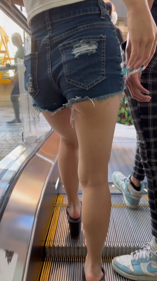 お尻 ホットパンツ エロ画像 【27】