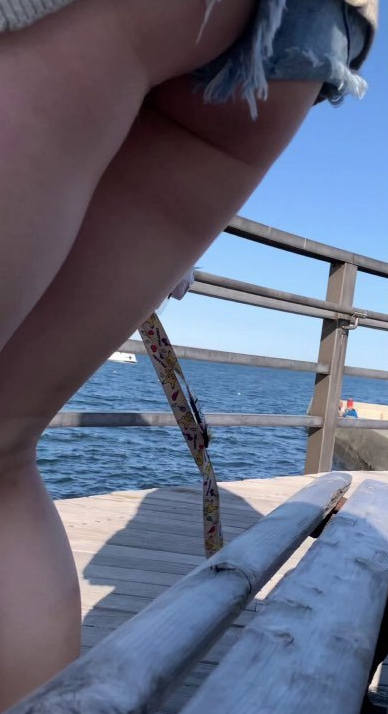 お尻 ホットパンツ エロ画像 【38】