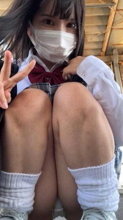 制服 JK 自撮り エロ画像 【28】