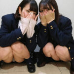 お得な複数パンチラ女子達のエロ画像