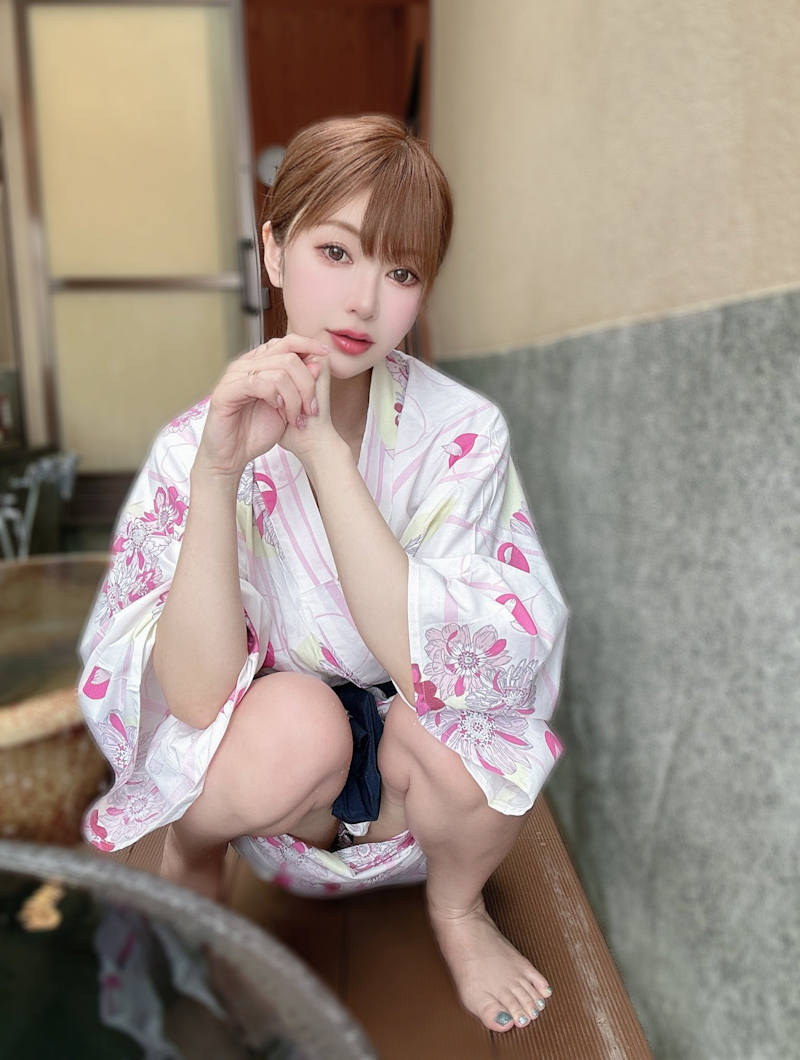 浴衣 パンチラ エロ画像 【8】