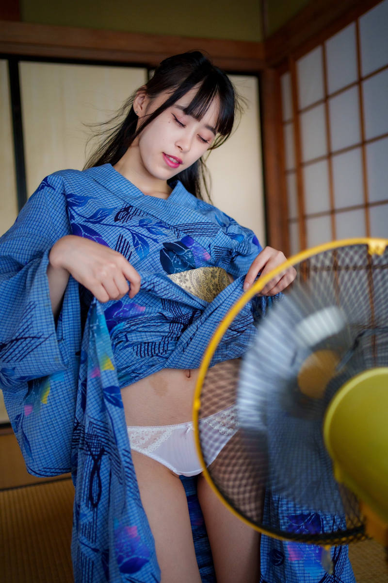 浴衣 パンチラ エロ画像 【24】