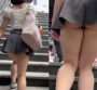 階段で太ももから目が離せなくなるエロ画像